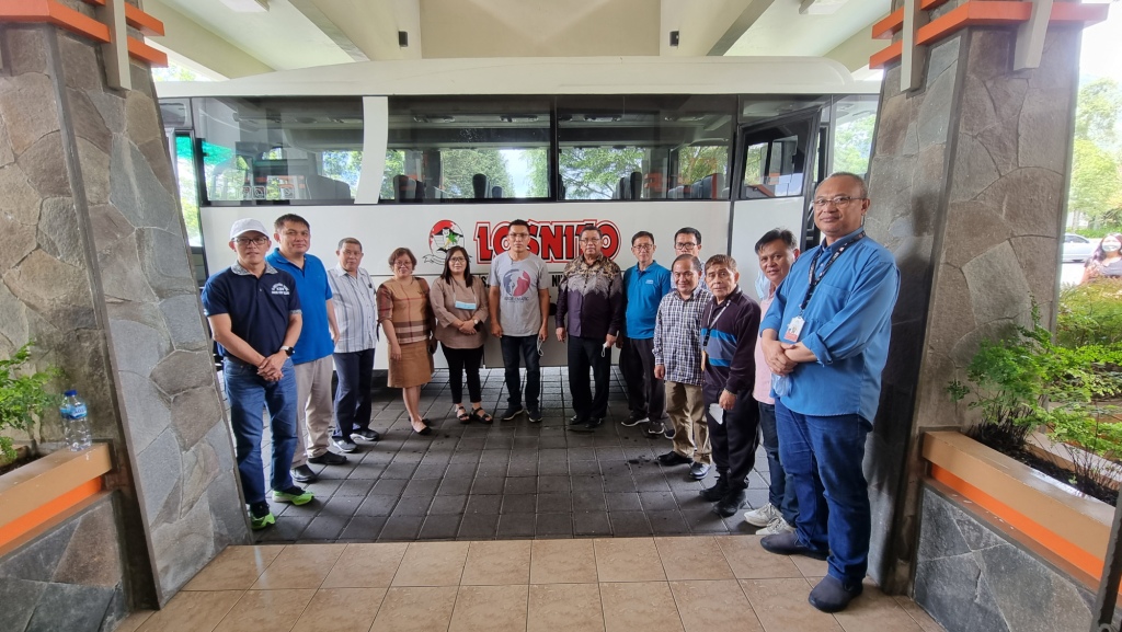 pemberkatan bus losnito smp sma lokon santo nikolaus tomohon manado sulawesi utara sekolah asrama terbaik